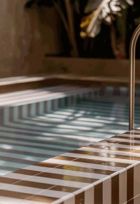 POOL POOL